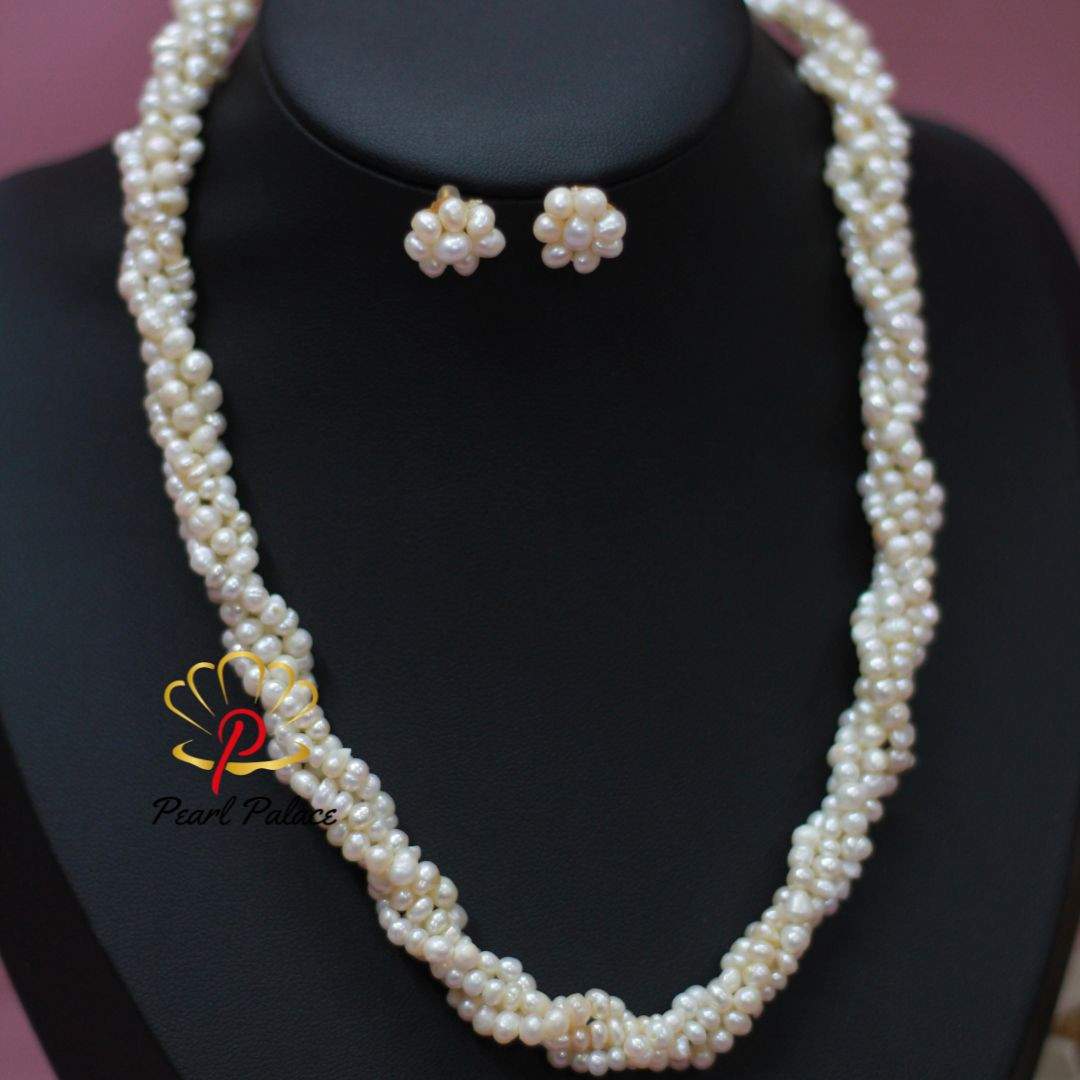 White Pearl 4-Layer Necklace Set