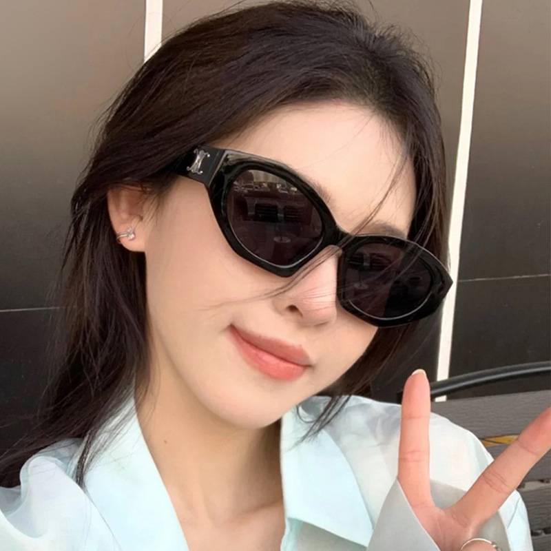 Polygonal Cat's Eye Sunglasses Women's New Arrival Spice Girls Irregular Ins High-Level Sense Plain Face Small Trendy Sunglasses