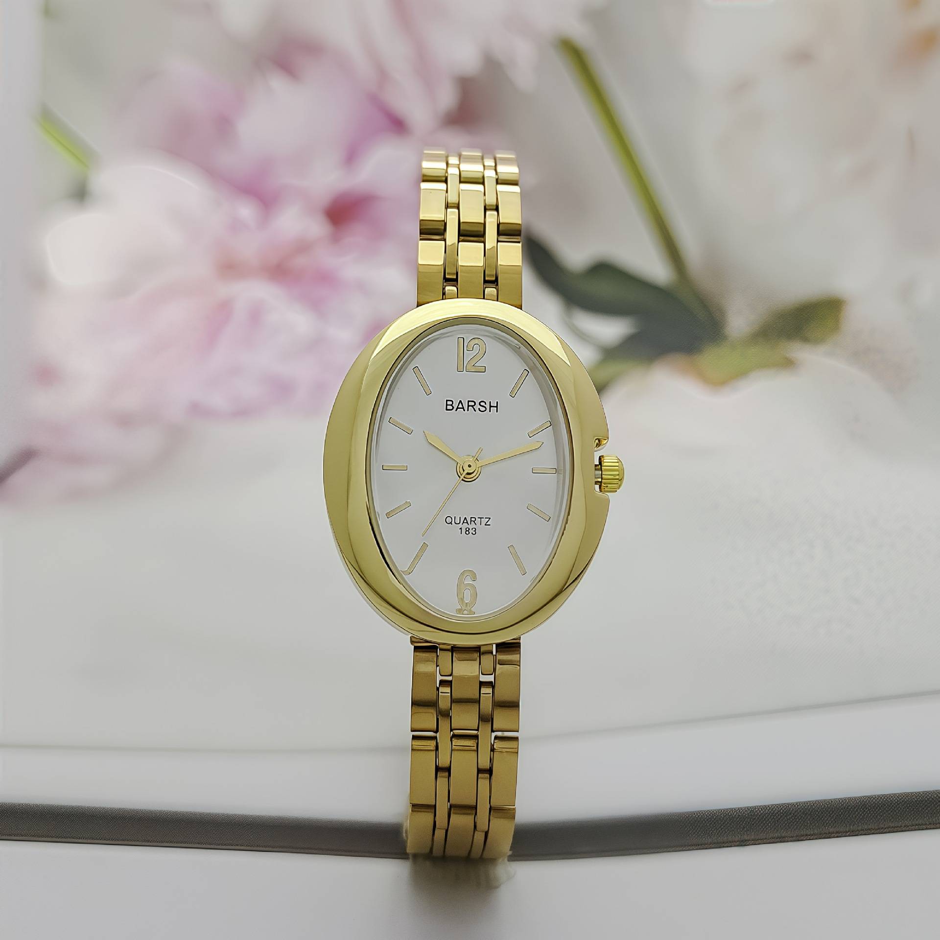 Fashion New Pigeon Egg Dial Women's Watch Women's Watch High-End Style Light Luxury Temperament Guangzhou Watch Quartz Watch