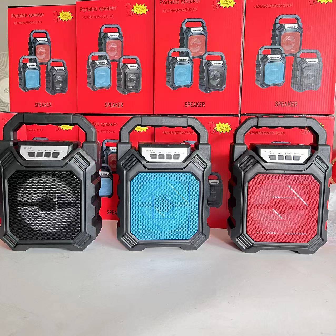 Hot sale 668 portable outdoor square dance bluetooth stereo pluggable card subwoofer wireless bluetooth speaker wholesale