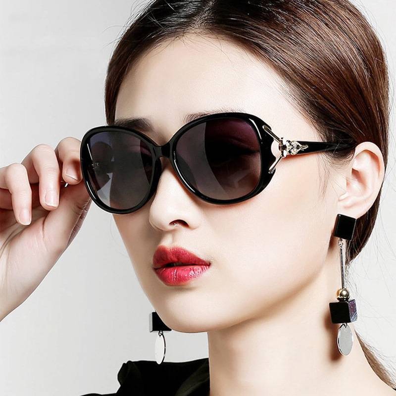 2025 New Sunglasses Women's Fox Head Large Frame Hollow Korean Style Sunglasses Fashion Trend Gradient Glasses 8842