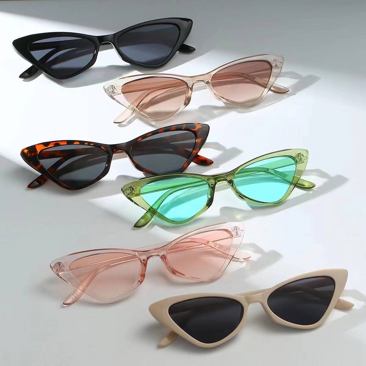 Korean version of retro high-end sense of small triangle sunglasses net red trend fashion personality cat's eye sunglasses women wholesale