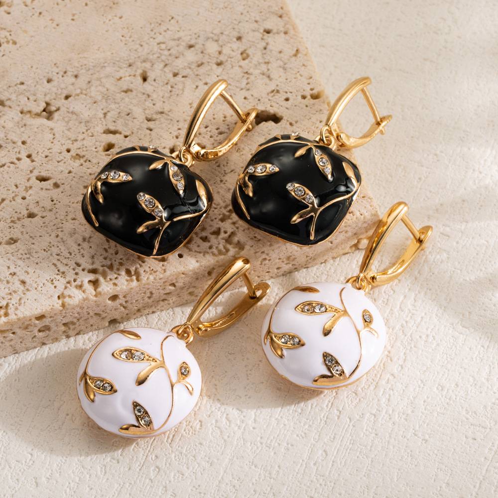 European and American Summer New Earrings Alloy Oil Drop Earrings Fashionable Geometric Shape Cute Niche High-End Jewelry Earrings