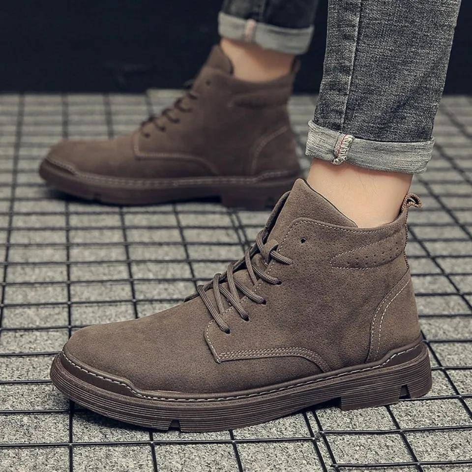 New Men's Casual Shoes Trendy Martin Boots Korean High-Top Men's Shoes Retro Outdoor Work Boots Men's Boots Foreign Trade Short Boots