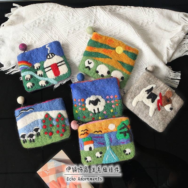 Ins-Style Handmade Wool Felt Sheep Coin Purse, Cute Cartoon Sheep Flock Phone Storage Bag, Cultural and Creative Gift