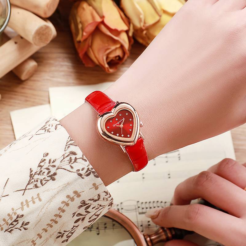 Women's Watch, Fashionable, Simple, Elegant, Retro, Heart-Shaped, Quartz Watch, Compact, Student Girl's Watch, Fashion Watch
