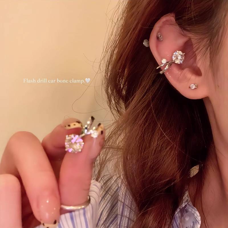 Small Light Bulb Super Flash Zirconium Ear Clip Ear Clip Unique Beautiful High-end Light Luxury Elegant Earrings Women's Earrings