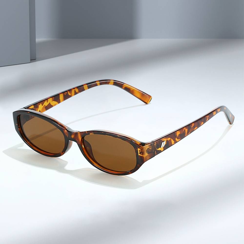 Fashion Small Frame European and American Retro Anti-Blue Light Glasses Personality Street Style Sunshade Sunglasses with Unique Design for Women
