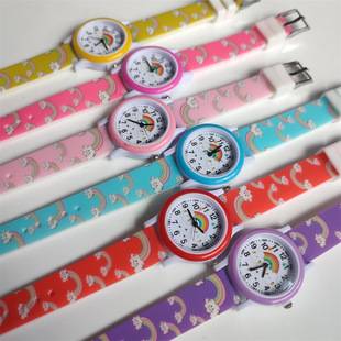 Cute rainbow cartoon children's watch, a gift for kindergarten girls, silicone quartz watch, a time-telling watch for kids