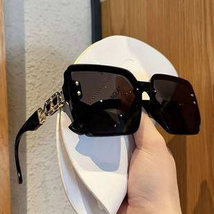 Wholesale Adult Men's and Women's Sunglasses, Export Cross-Border, Temu Label Application, Factory Stock Available, Large Quantities Negotiable