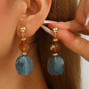 Autumn and Winter New High-End French Style Translucent Acrylic Pendant Earrings Fashionable Versatile Light Luxury Hong Kong Style Earrings Trend