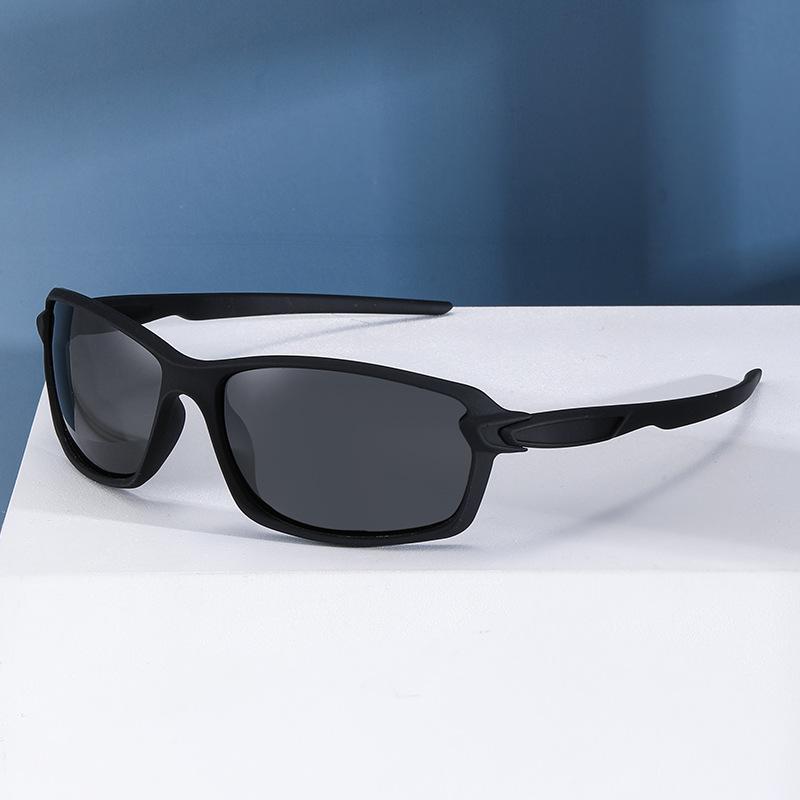 Carefully Selected Hot-Selling Sports Sunglasses for Men and Women, Outdoor Windproof Polarized Driving Glasses, Cross-Border European and American Colorful Film Sunglasses