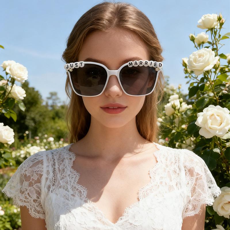 2025 New Cross-Border Amazon Square Sunglasses Men's and Women's Party Pearl Fashion Sunglasses Spot Wholesale