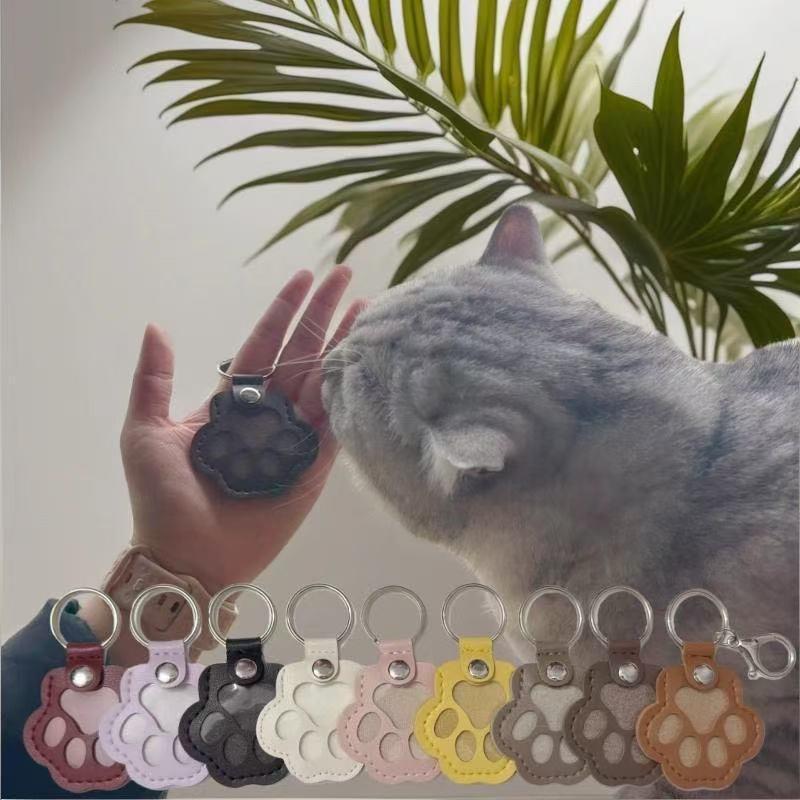 New Leather Car Key Pet Commemorative Keychain Storage Dog and Cat Hair Storage Dog Paw Pendant Pet