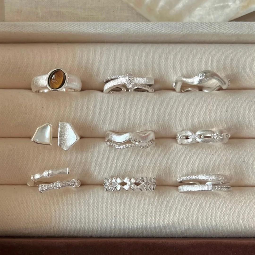 Korean-Style Niche Minimalist Frosted Micro-Inlaid Zircon Ring for Women, New Niche Design Open Ring, Versatile and Simple