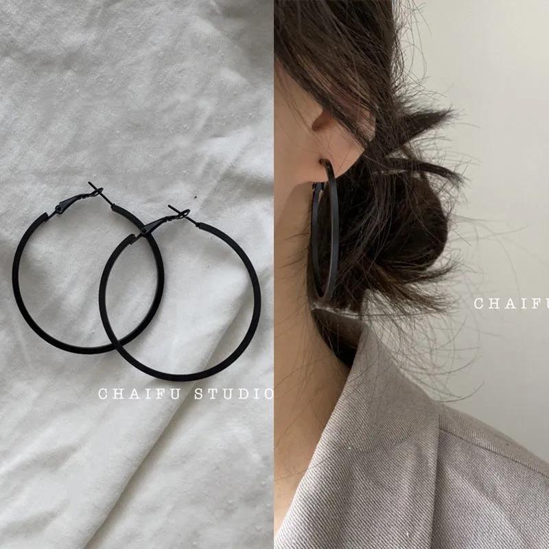 Black Hoop Earrings 2021 Trendy Style Earrings for Women Hong Kong Style Ins Earrings Studs Drop Earrings Sweet Cool Style Minimalist Ins Style