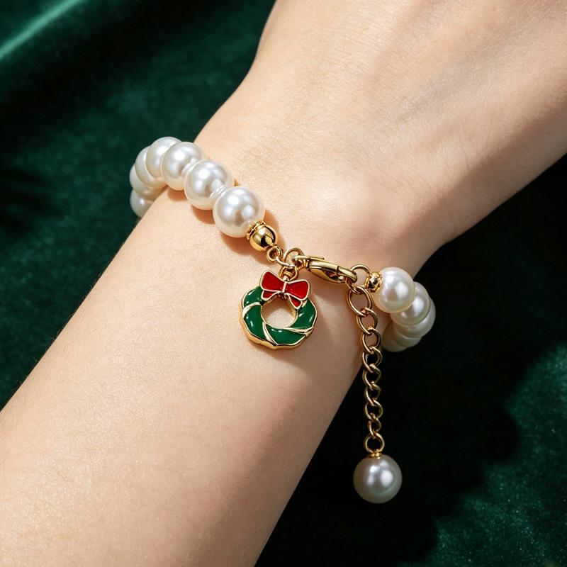 Christmas Pearl Bracelet for Women, Simple and Sweet Style, Santa Claus, Christmas Tree, Christmas Stocking, Wreath, Holiday Gift Accessories