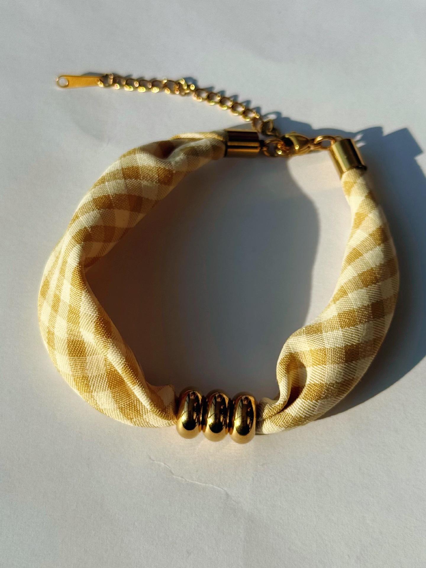 Yellow格纹