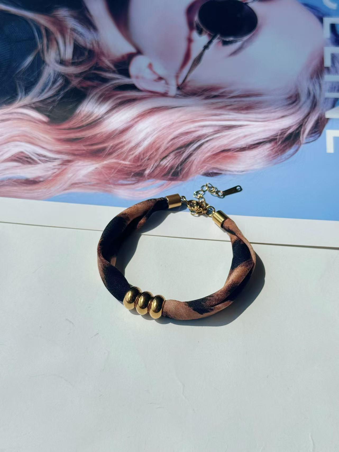 深咖Leopard print