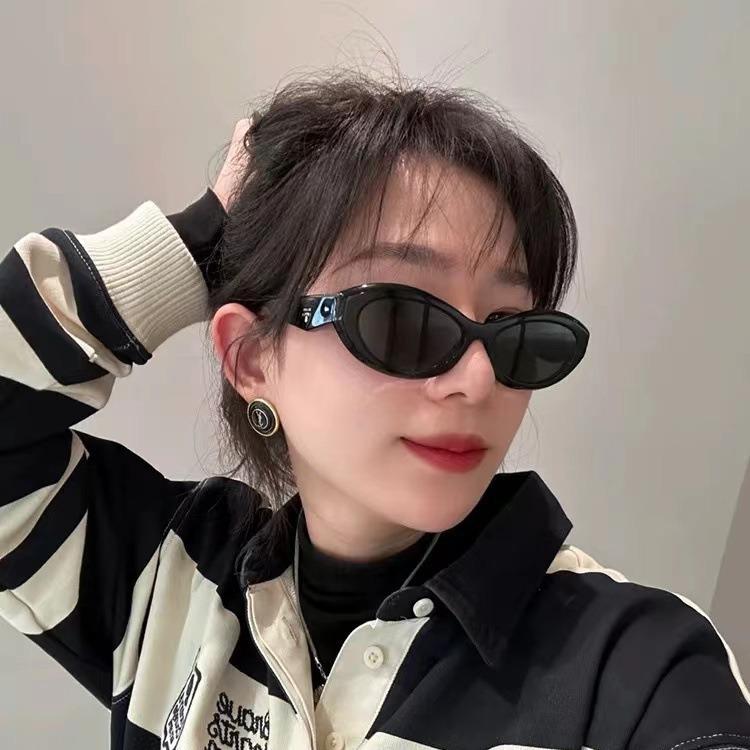 Fashion Trend High-end All-match Women's Sunglasses Model Fashion Sunglasses Trendy Sunscreen Sunglasses 2308
