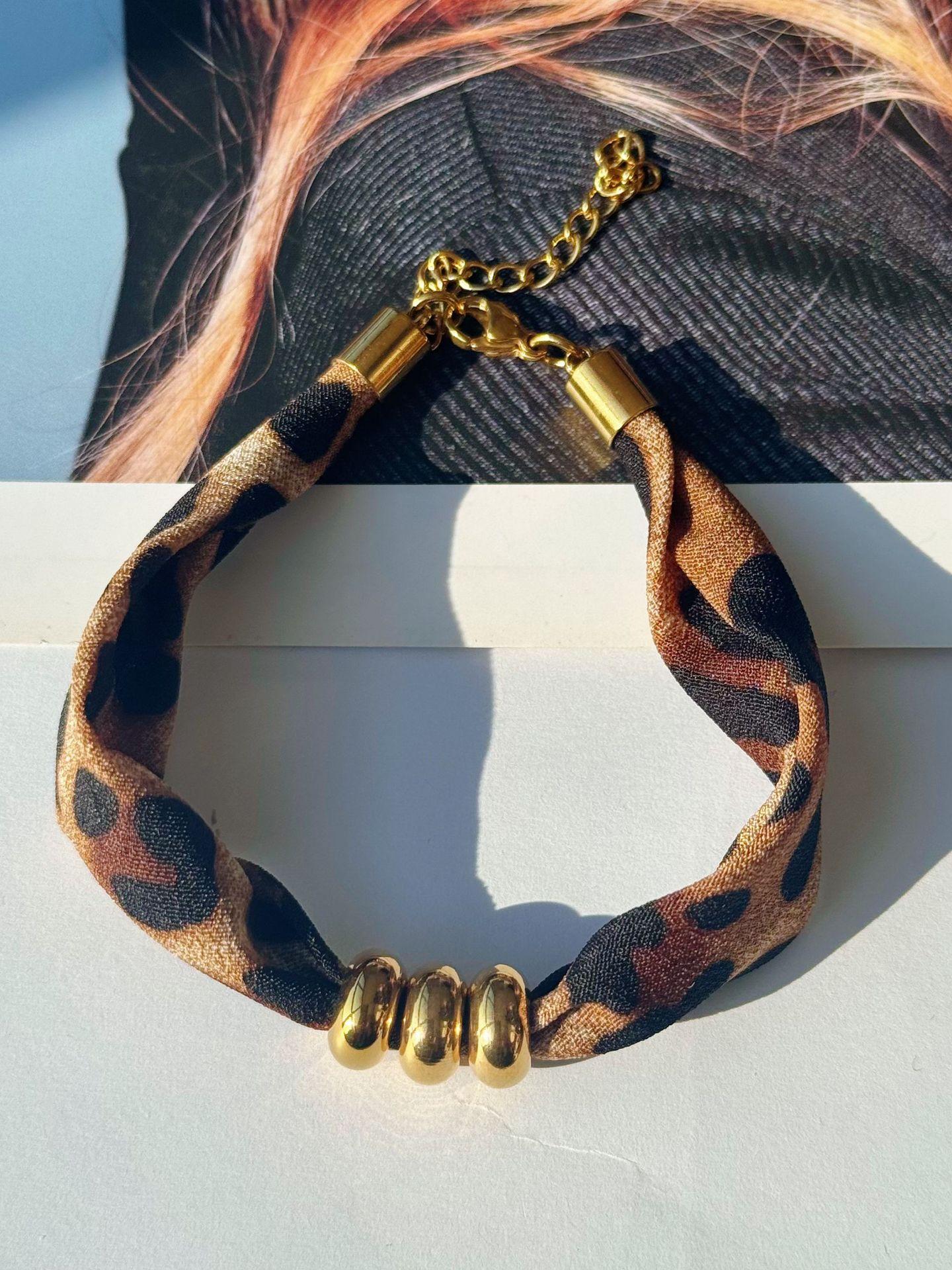 Yellow Leopard print