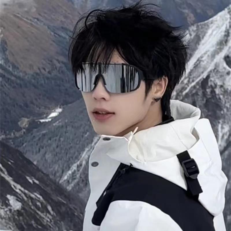 Cycling and Mountaineering Sunglasses for Women, High-End Internet Celebrity Outdoor Ski Sports Goggles, Wind-Proof and Sand-Proof Sunglasses for Men