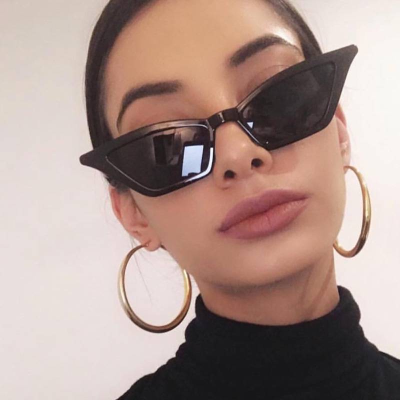 Small Frame Cat-Eye Sunglasses for Women Street Photography Retro Sunglasses Colorful Sunglasses Trendy 17077C Plastic Hinge