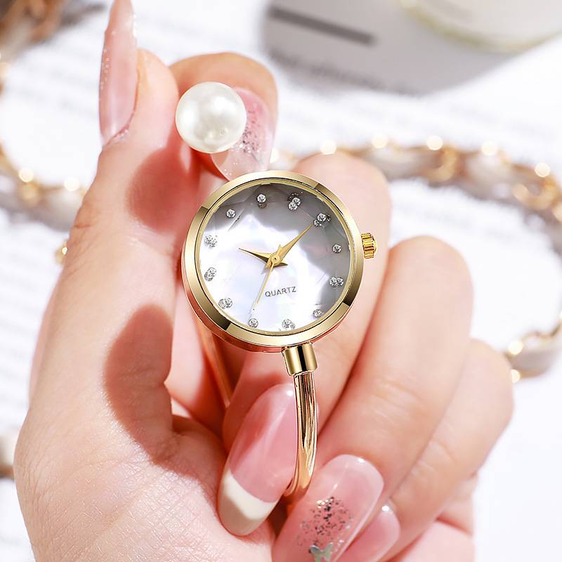Foreign Trade New Style Fashionable Diamond-Encrusted Women's Watch Niche Light Luxury High-Value Bracelet Women's Watch Manufacturer Wholesale