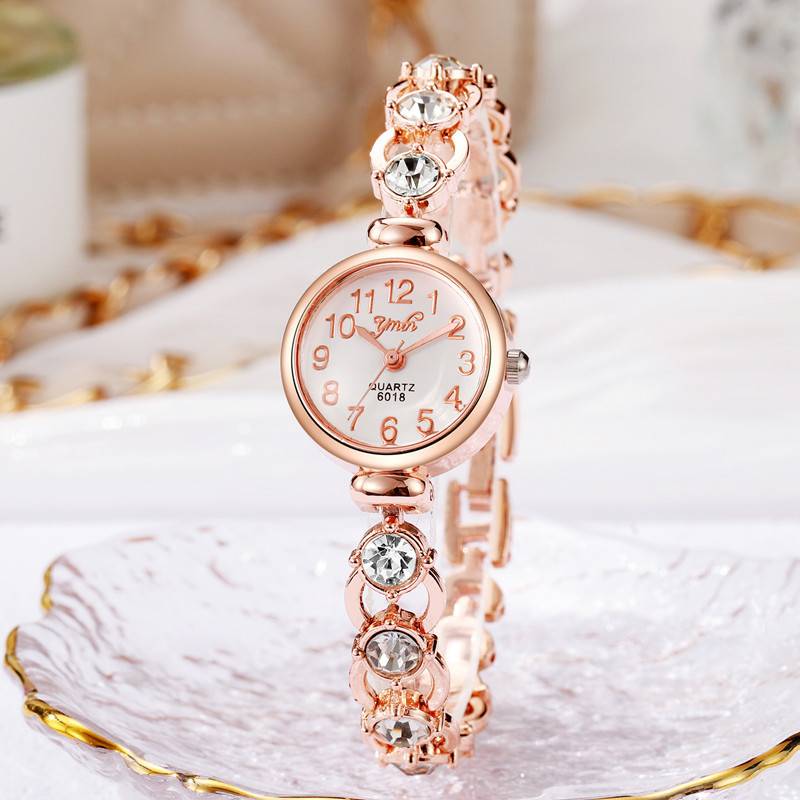 Cross-border explosions new niche watches ladies and women's style student party high-level beauty value Guangzhou wrist watch wholesale