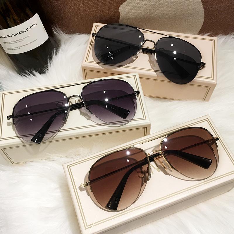 Pilot Super Cool Toad Goggles Tea Sunglasses Men's Driving Women's Couple Sunglasses Black Super Retro Personalized Big Face